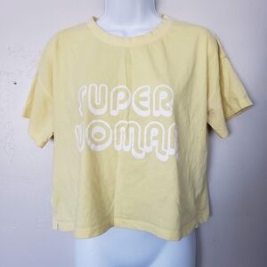 Hypr Wear Small Pale Yellow Short Sleeve Crop Top T-shirt Super Woman Relaxed
